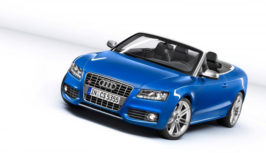  Audi S5 Cabriolet 2009 года  (фото 32 из 56)